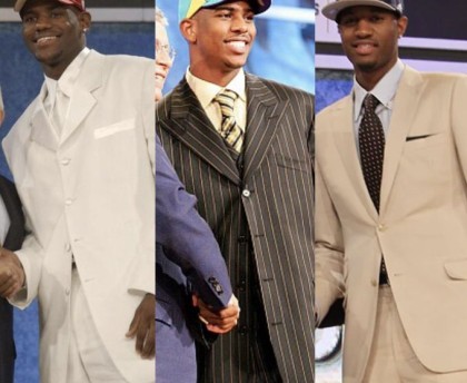 湖媒：想象一下10年前你告诉自己沃尔会比勒布朗还先退役